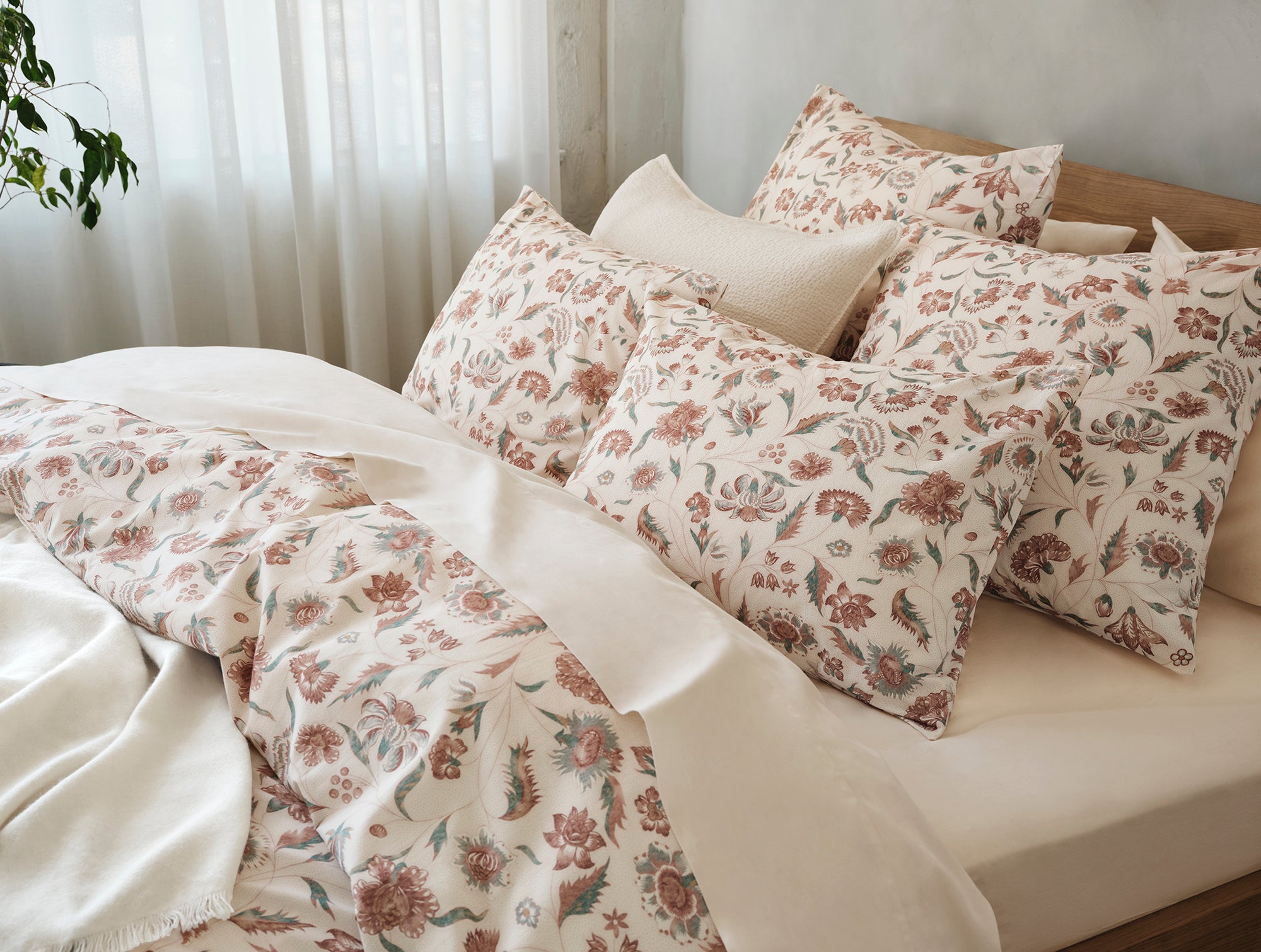 Viola Organic Print Duvet Cover
