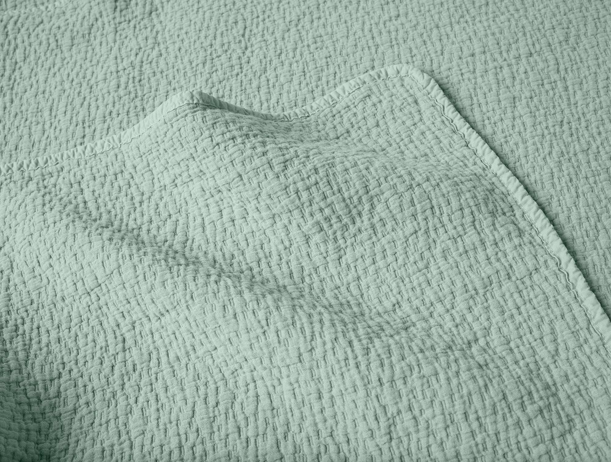 Cascade Organic Matelasse Blanket - Coyuchi