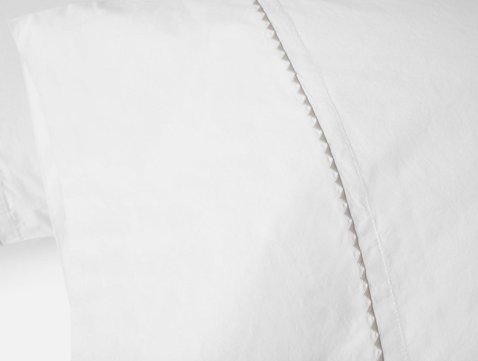Trailing Embroidered Organic Sheet Set - Coyuchi