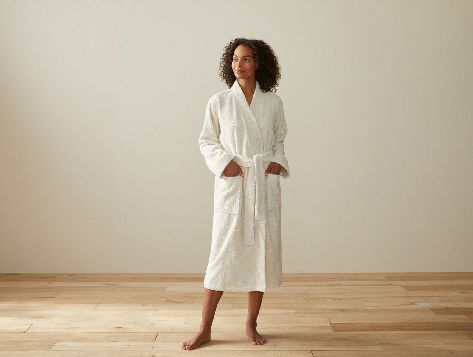 Unisex Air Weight® Organic Robe - Renewed