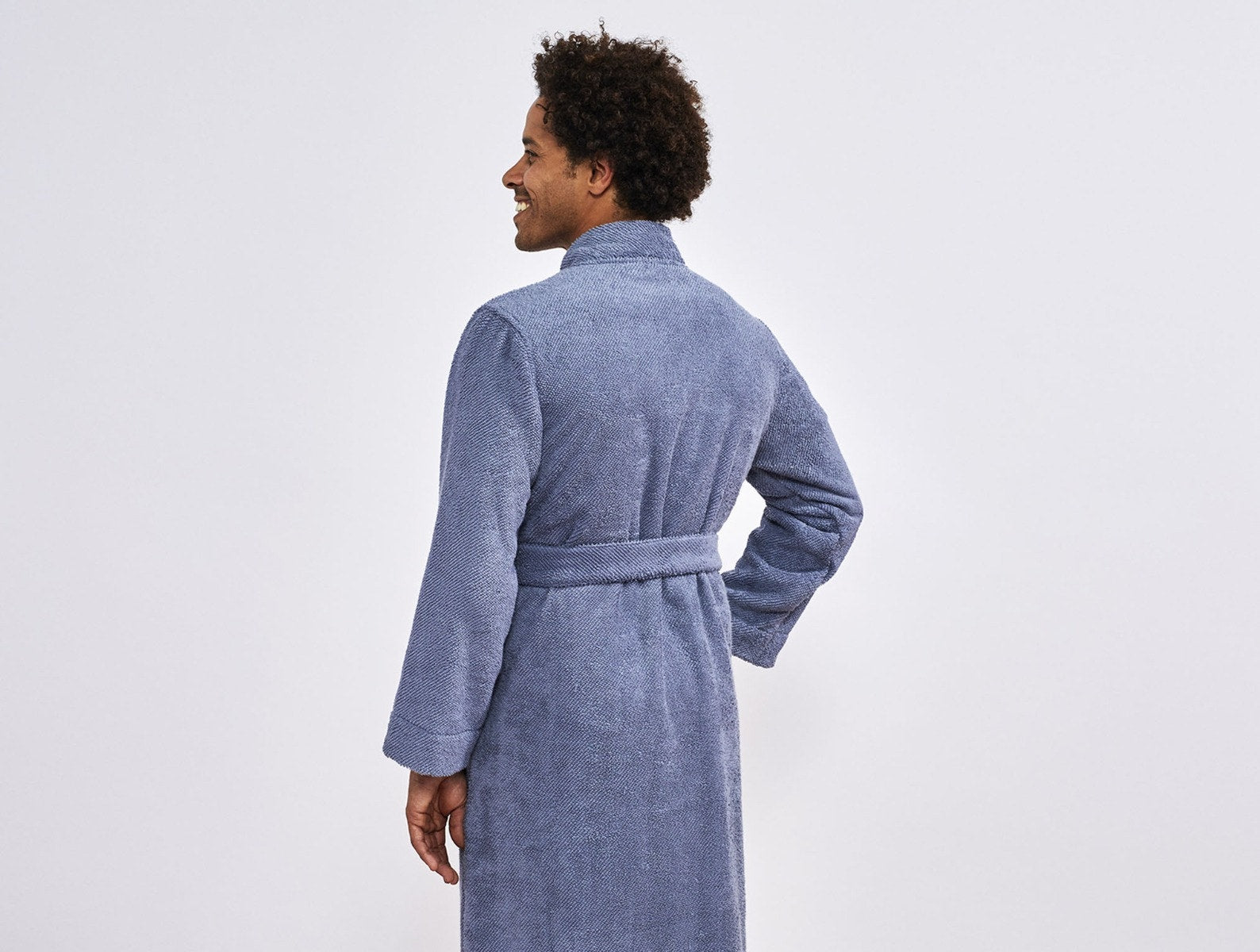 Unisex Air Weight® Organic Robe - Renewed