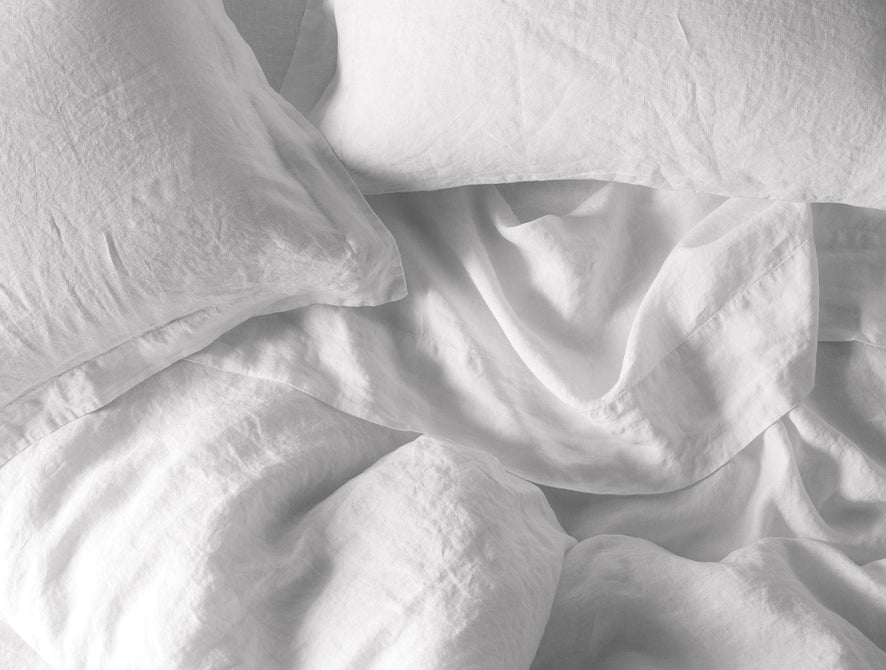 Organic Relaxed Linen Bedding Set in King | Alpine White
