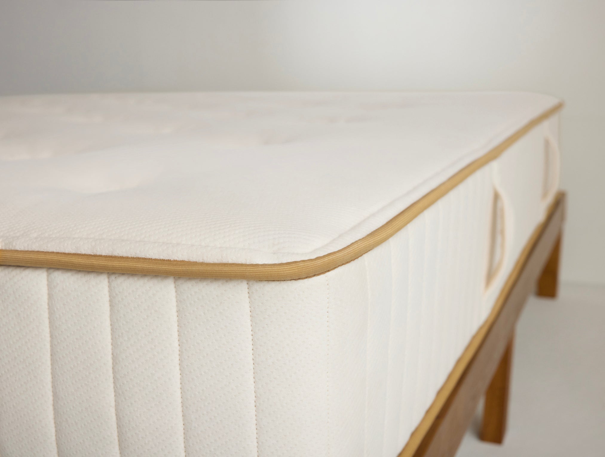 The Natural REM Mattress – Coyuchi