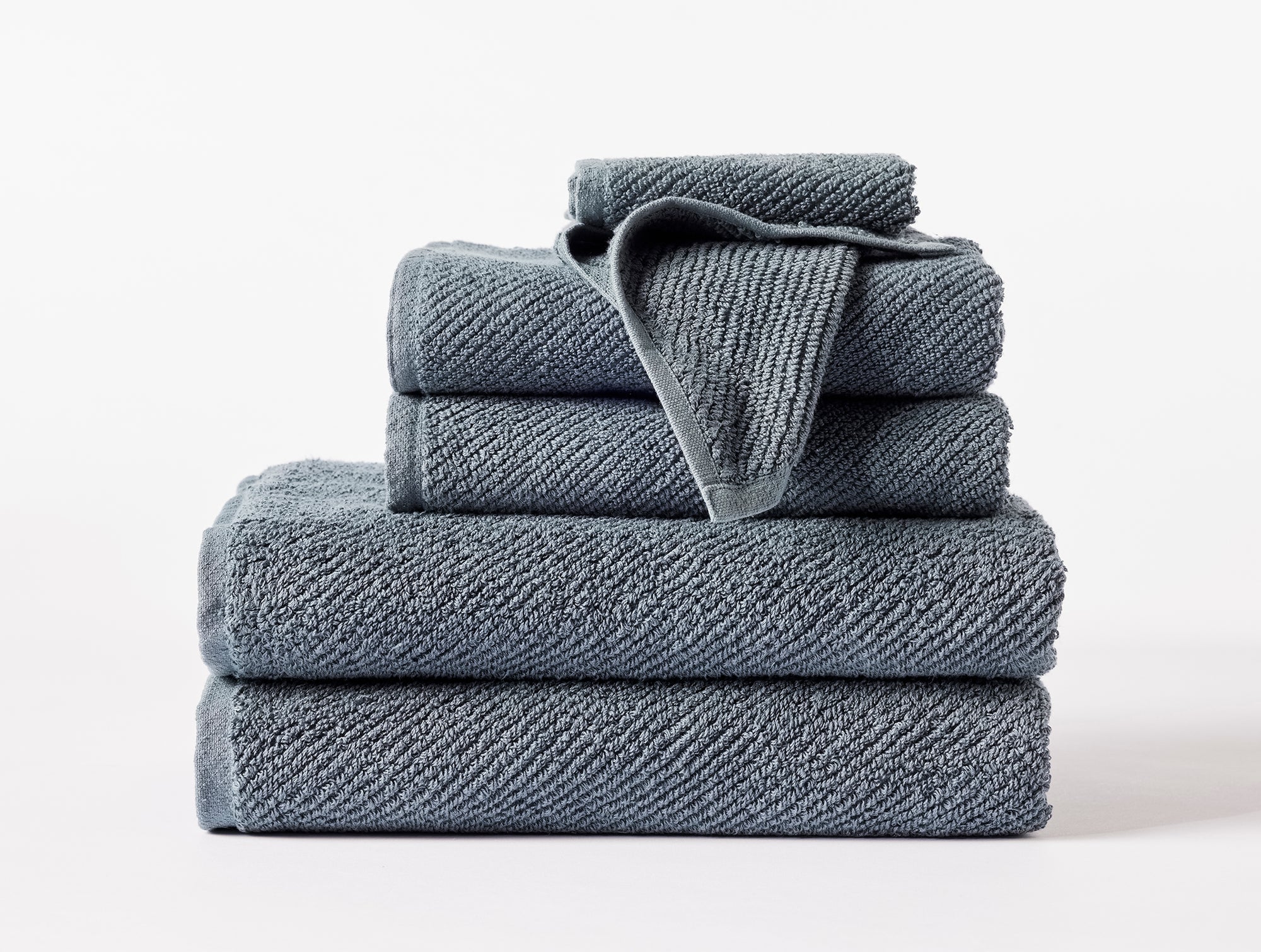  Cozy Earth White Bath Towels : Everything Else