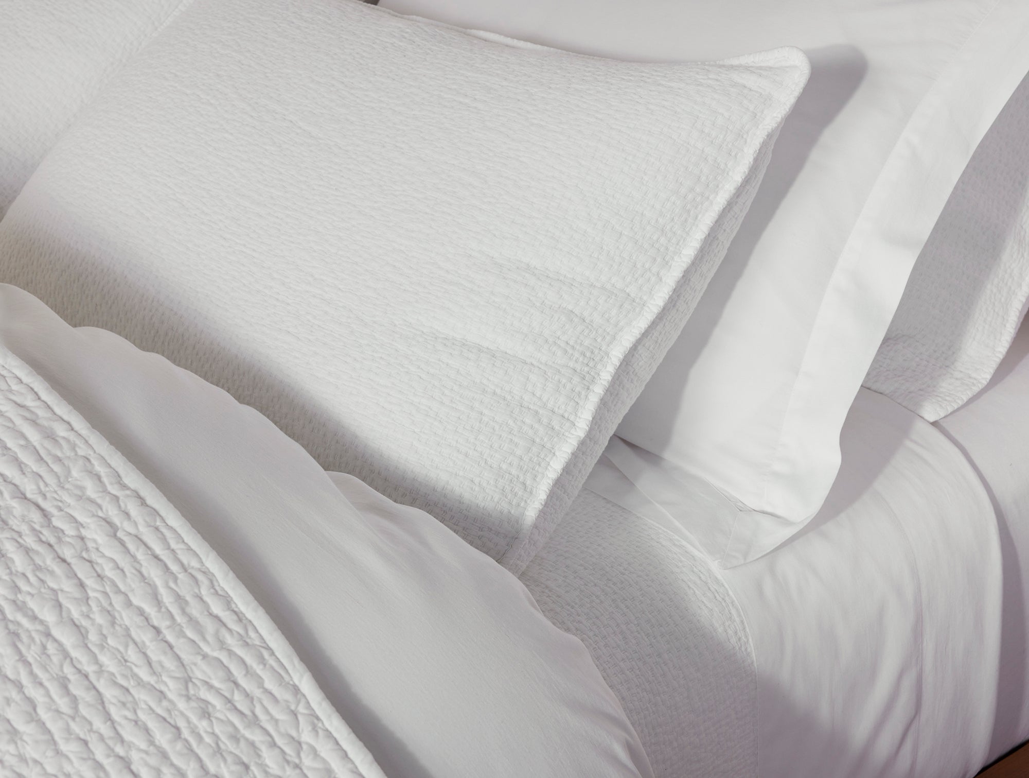 Cascade Organic Matelasse Blanket 