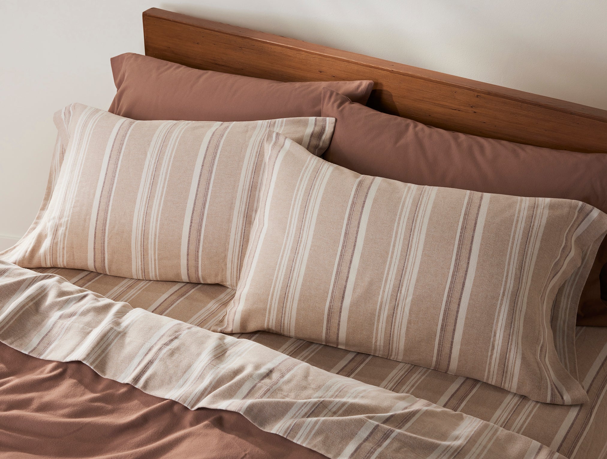 Cloud Brushed Organic Flannel Pillowcases Coyuchi