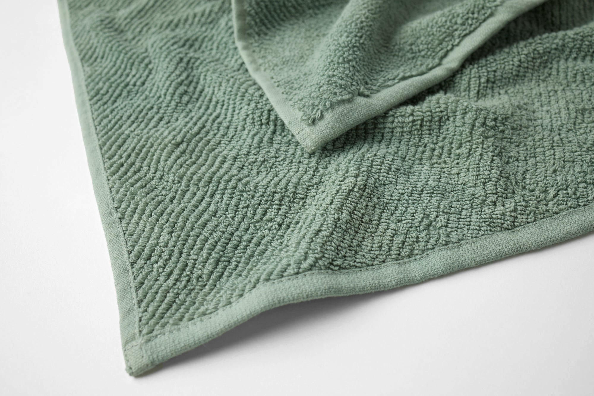 Coyuchi Air Weight Towels - Thumbnail 3