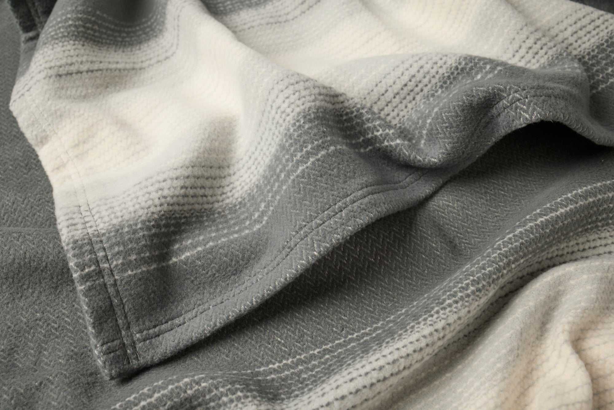 Horizon Super Soft Organic Throw 