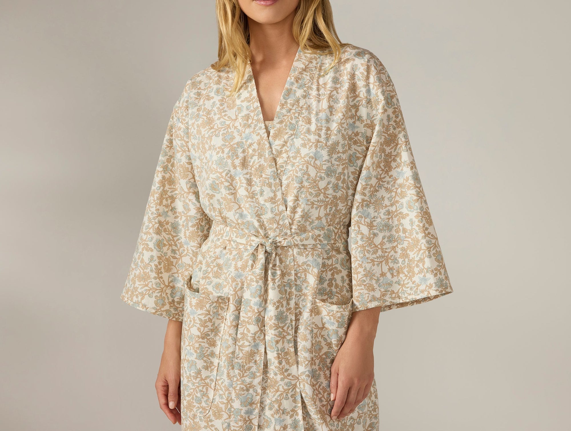Coyuchi Women's Isla Organic Cotton Robe - Fawn Garden Coyuchi Women's Isla Organic Cotton Robe - Fawn Garden