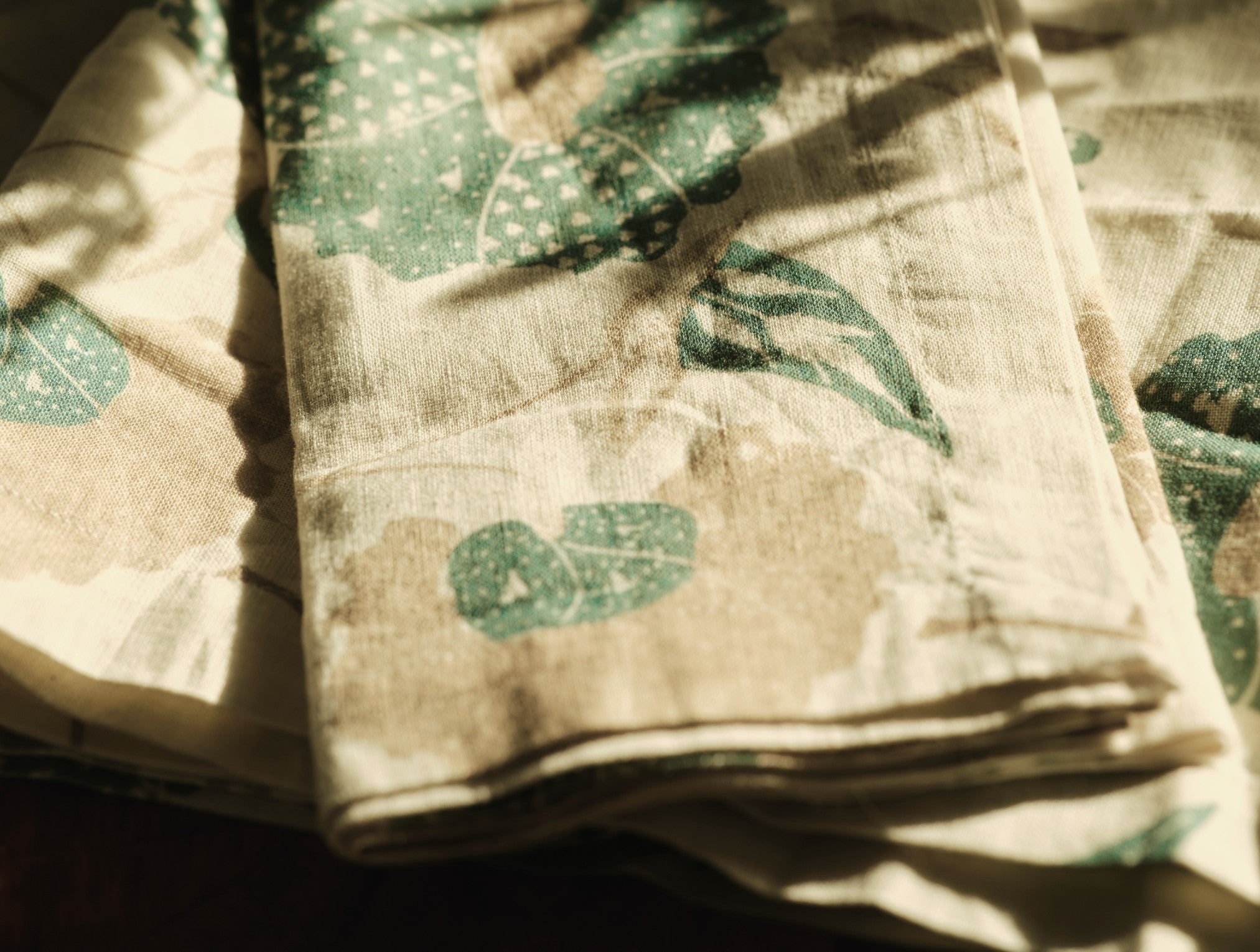 Aurora Print Table Runner – Coyuchi