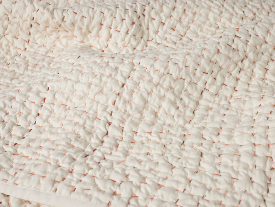 Pebbled Handstitched Organic Toddler Quilt | Undyed w/Warms