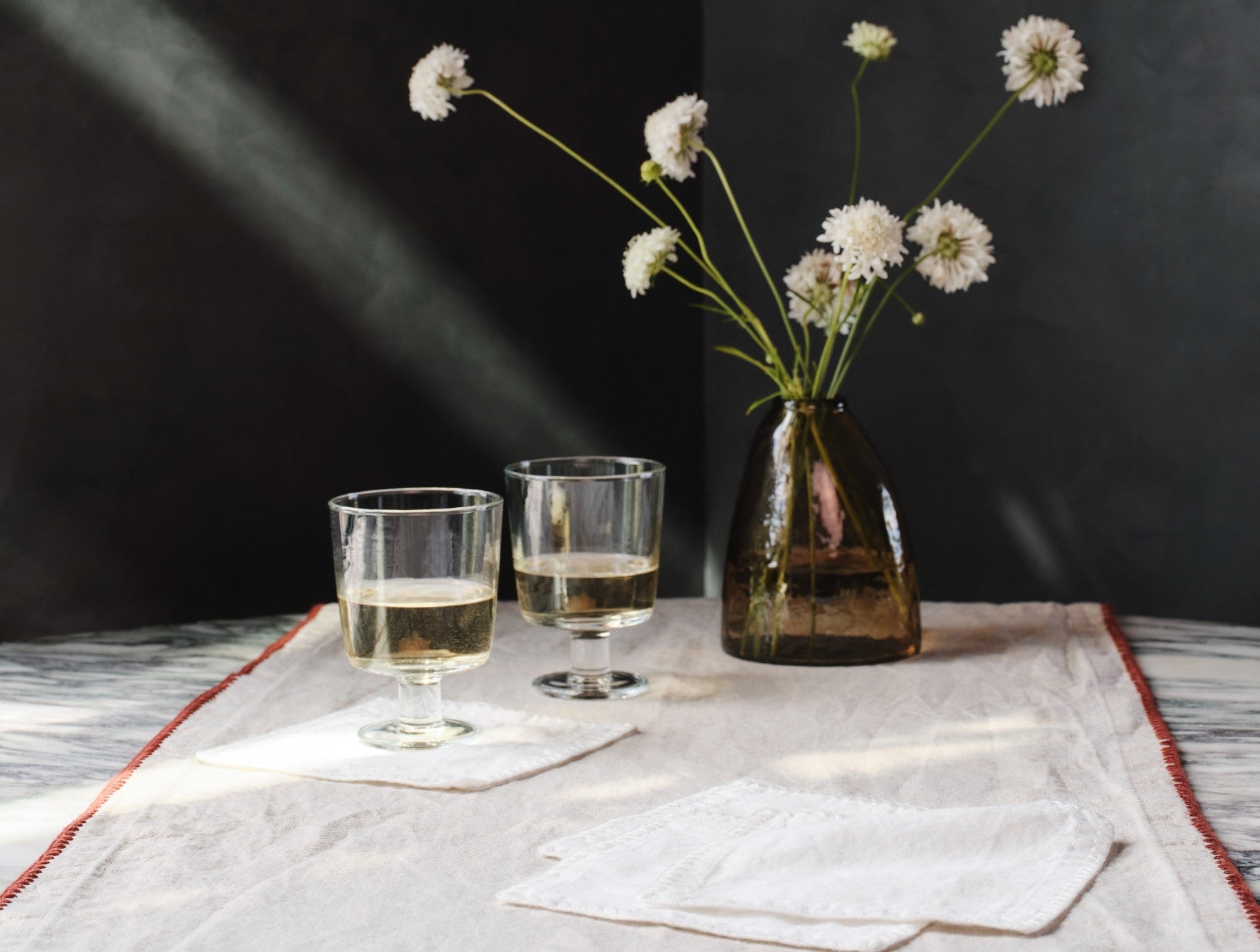 Olivos Embroidered Organic Runner + Napkin Set