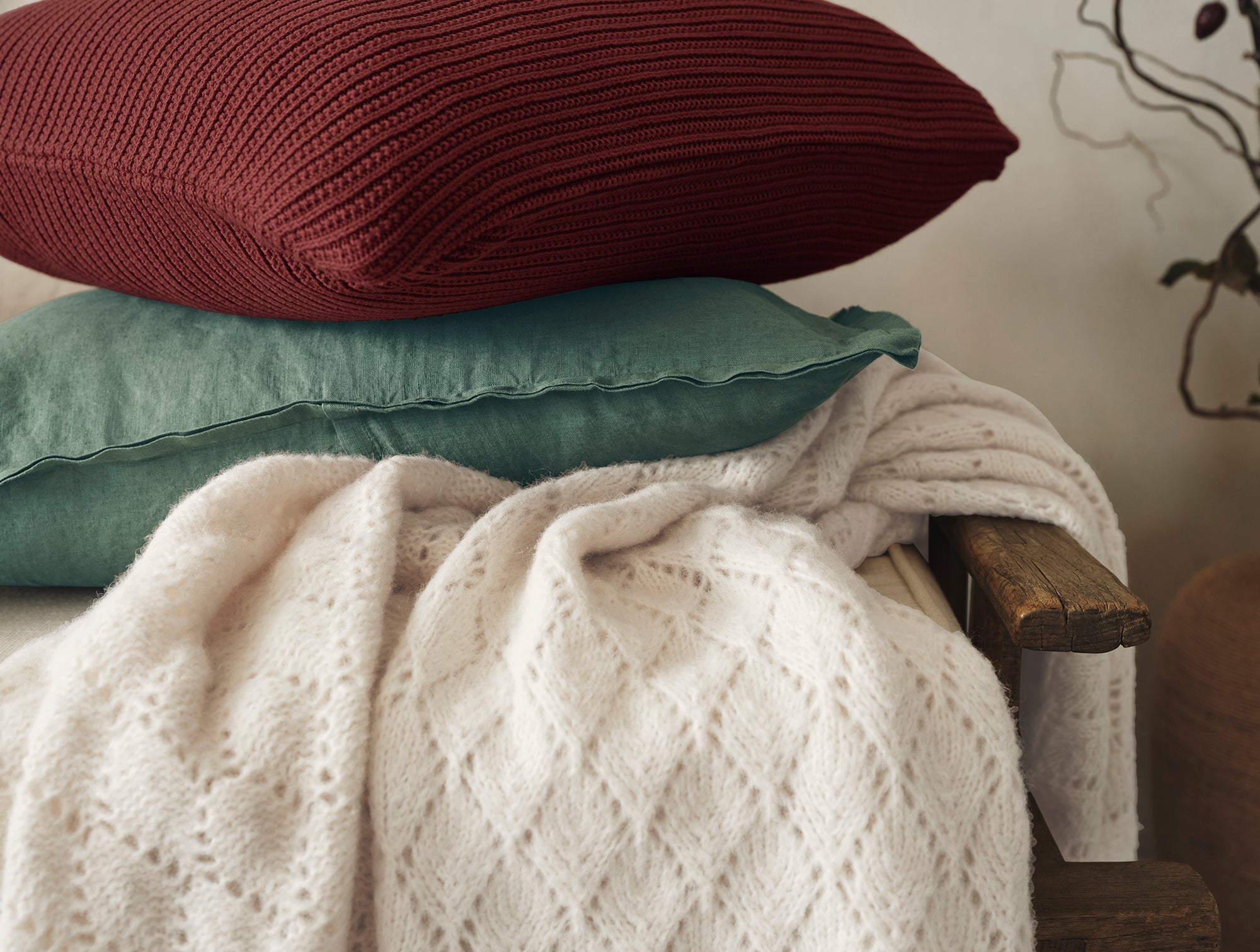 Paracas Alpaca Cotton Knit Throw + Decorative Pillow Cover Set