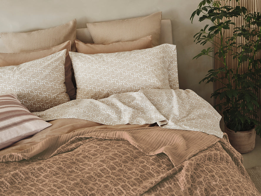 Mirada Organic Matelasse Coverlet