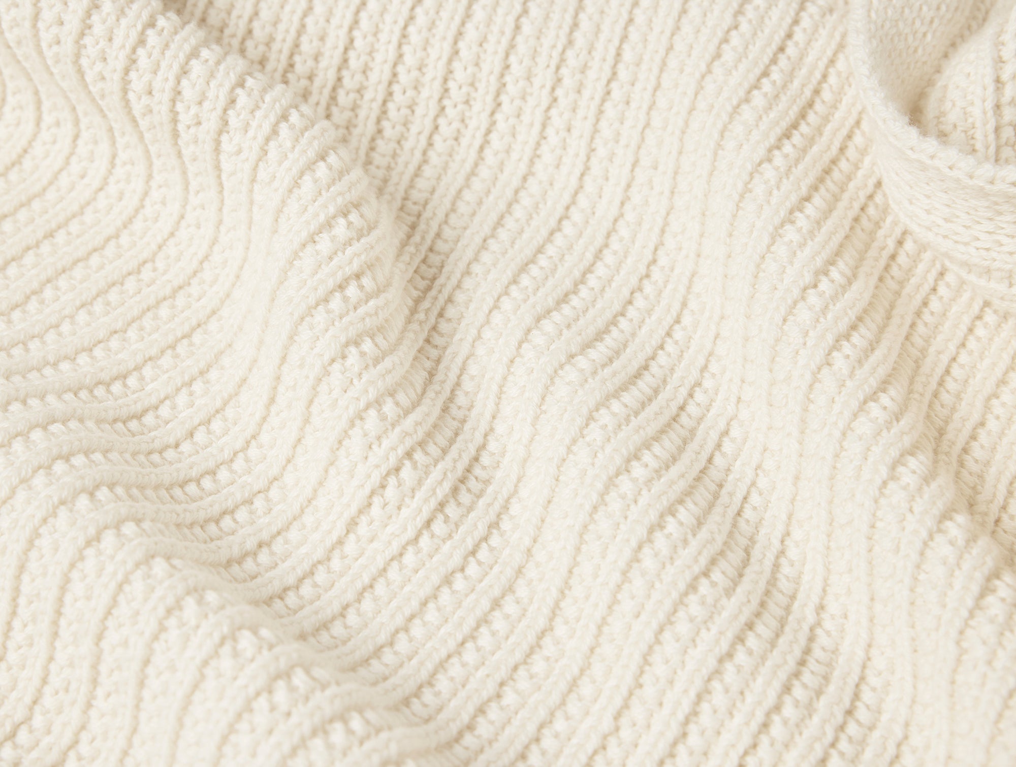 Linea Organic Knit Throw + Decorative Pillow Cover Set