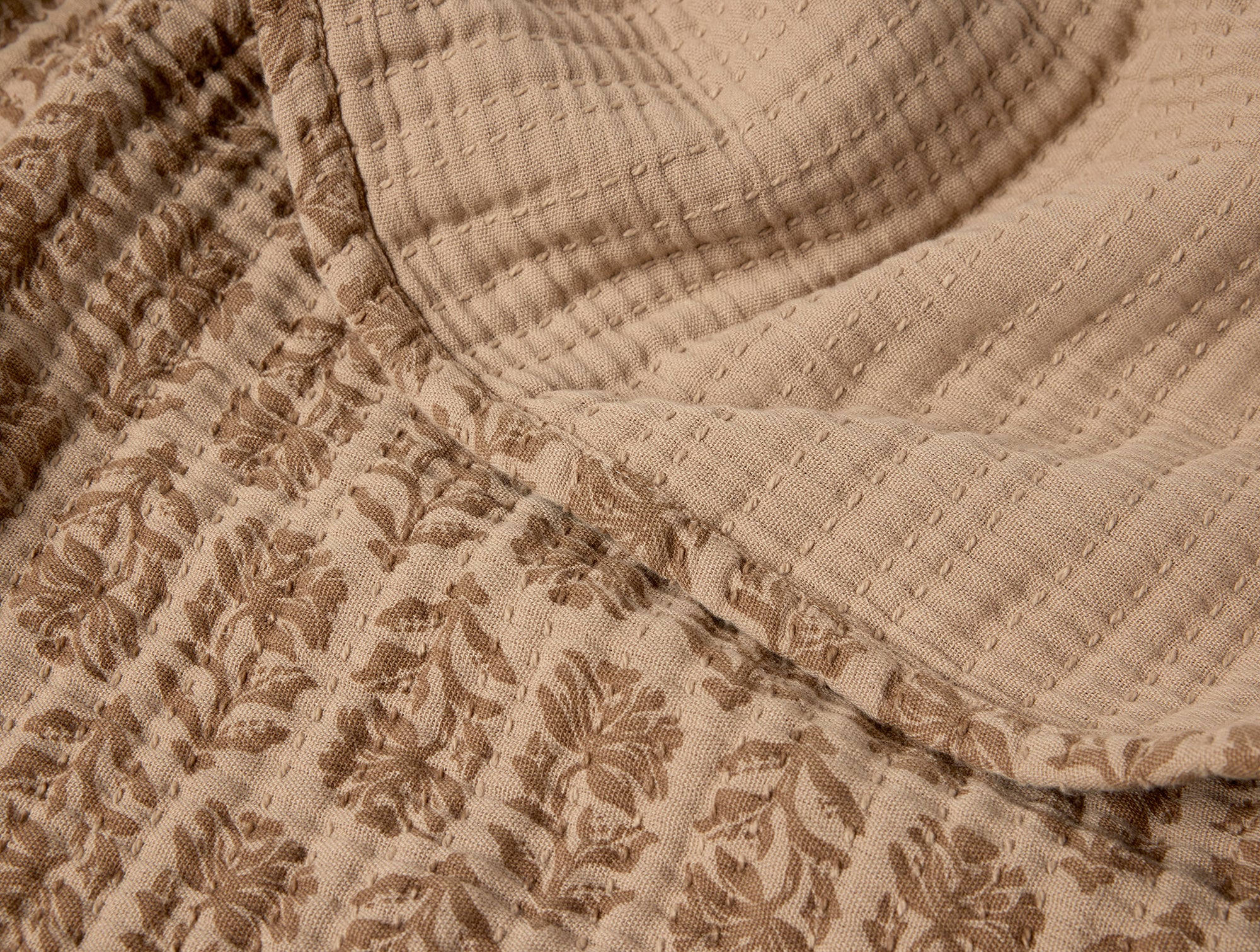 Mirada Organic Matelasse Throw