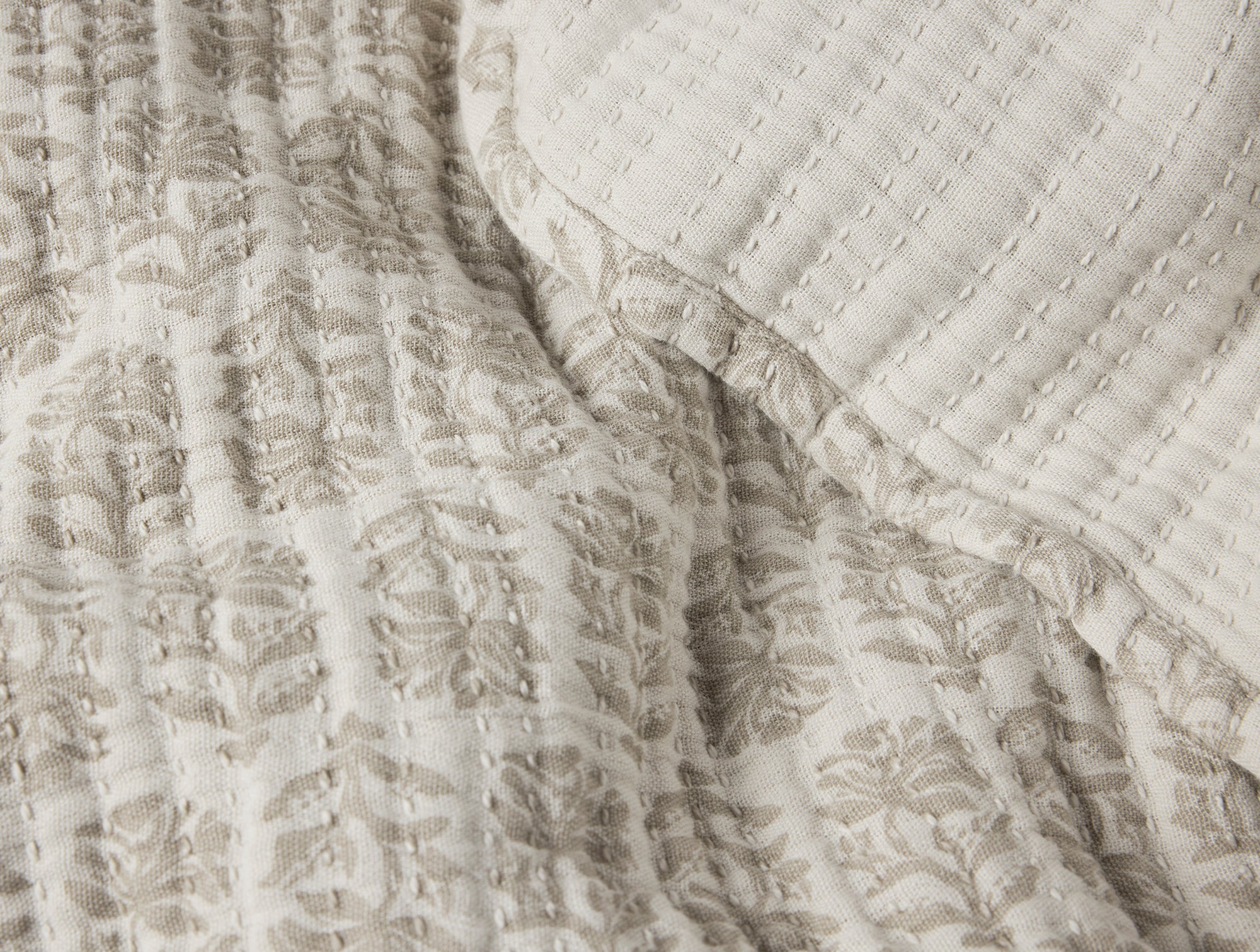 Mirada Organic Matelasse Blanket