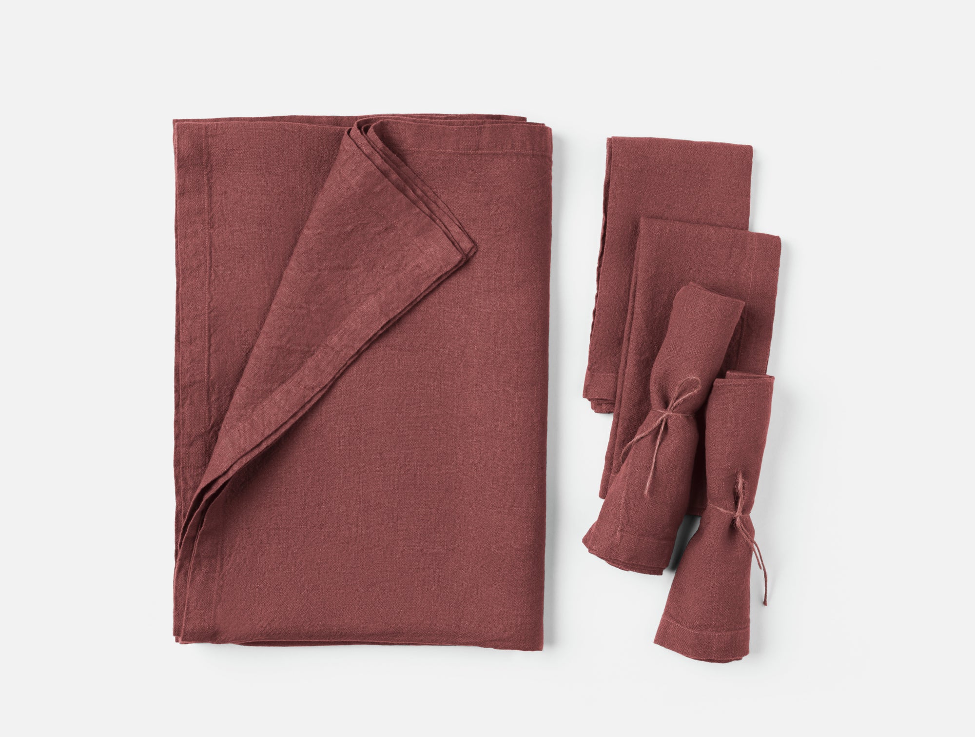 Mojave Organic Linen Tablecloth + Napkin Set 