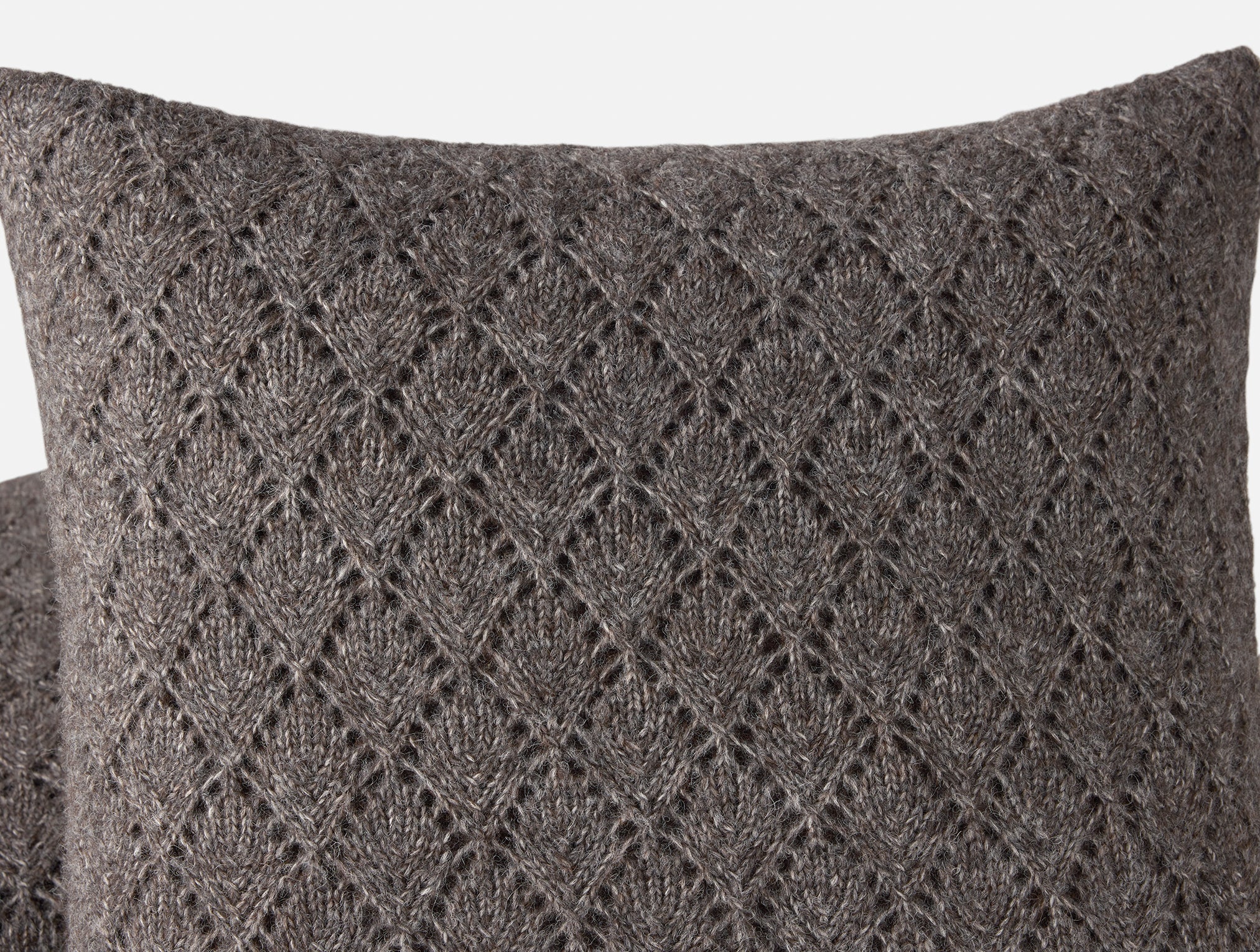 Coyuchi Paracas Alpaca Cotton Knit Pillow Cover - Thumbnail 3