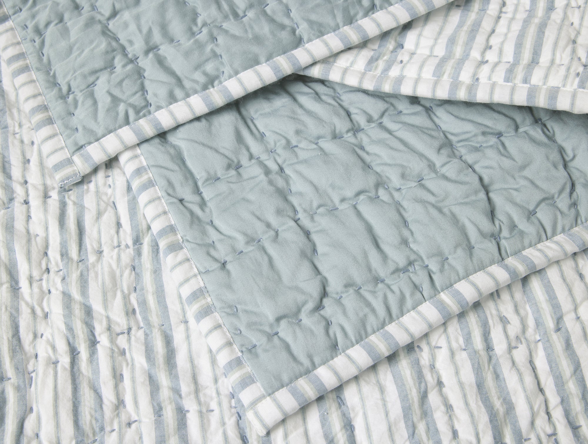 Pebbled Handstitched Organic Toddler Quilt