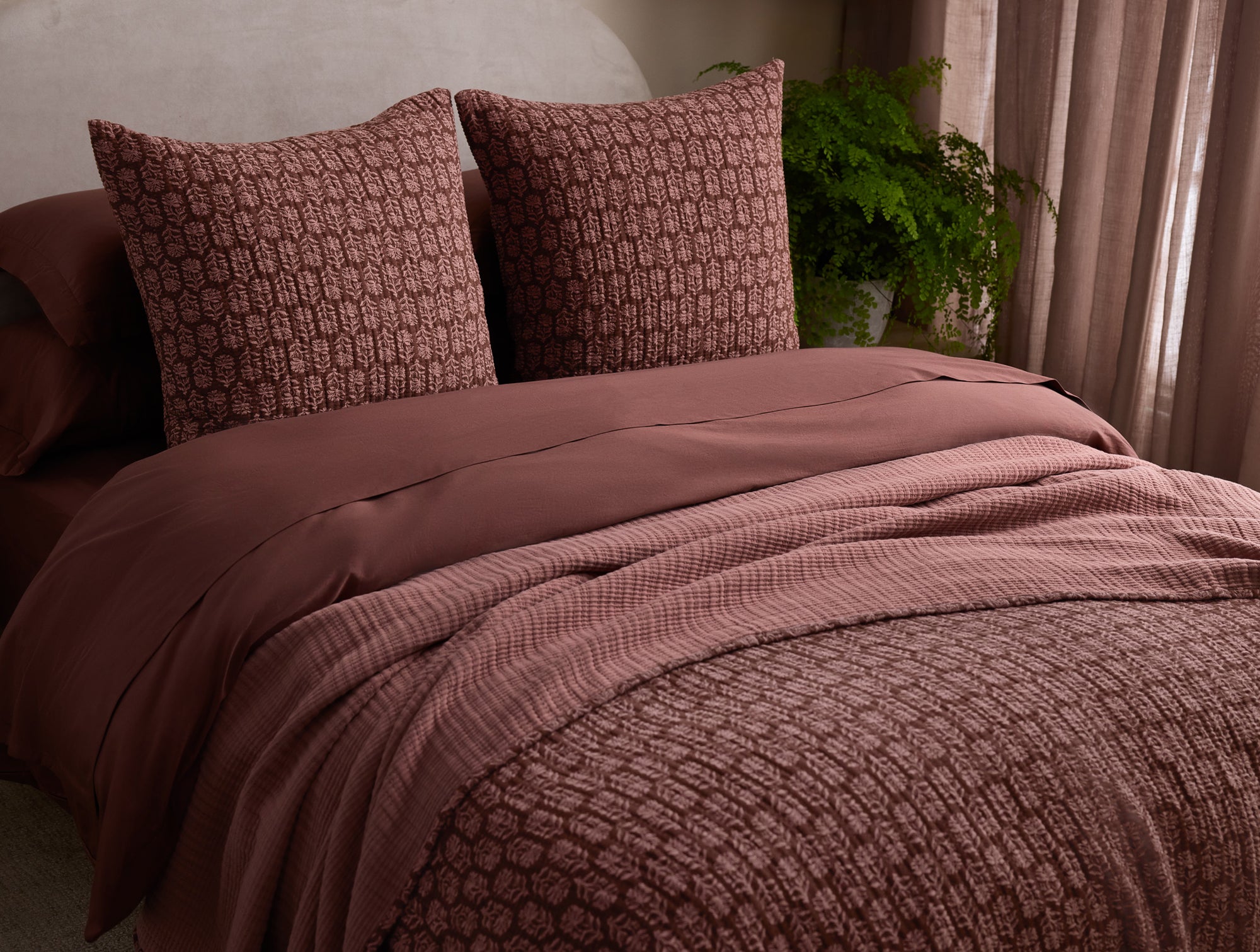 Mirada Organic Matelasse Throw