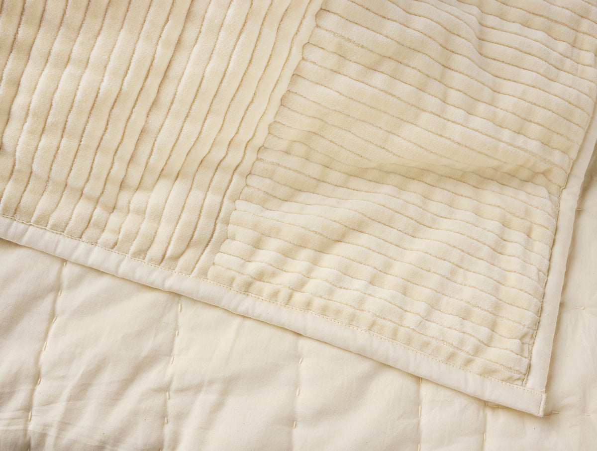 Velvet Ridge Organic Quilt