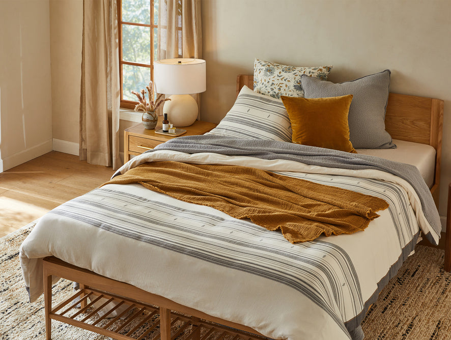 Coyuchi + RJ Inyo Organic Dobby Duvet Cover | Undyed w/Shadow