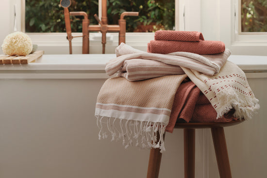 Cascade Organic Matelasse Blanket – Coyuchi - Main Image