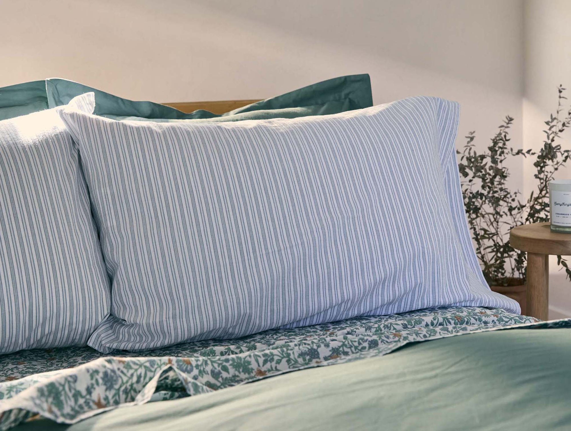 Organic Crinkled Percale Deluxe Bed Bundle