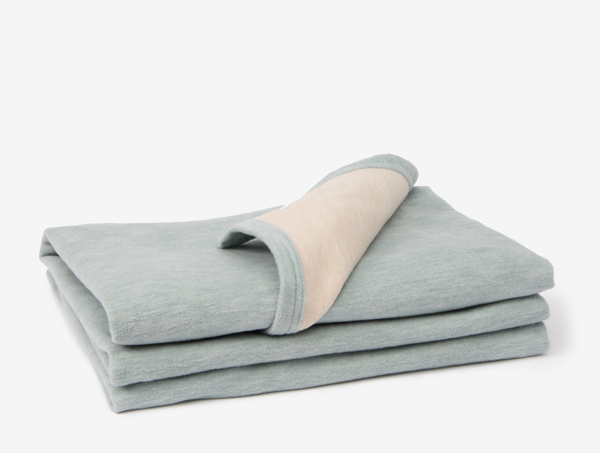 Full Circle Supersoft Recycled Blanket - Renewed