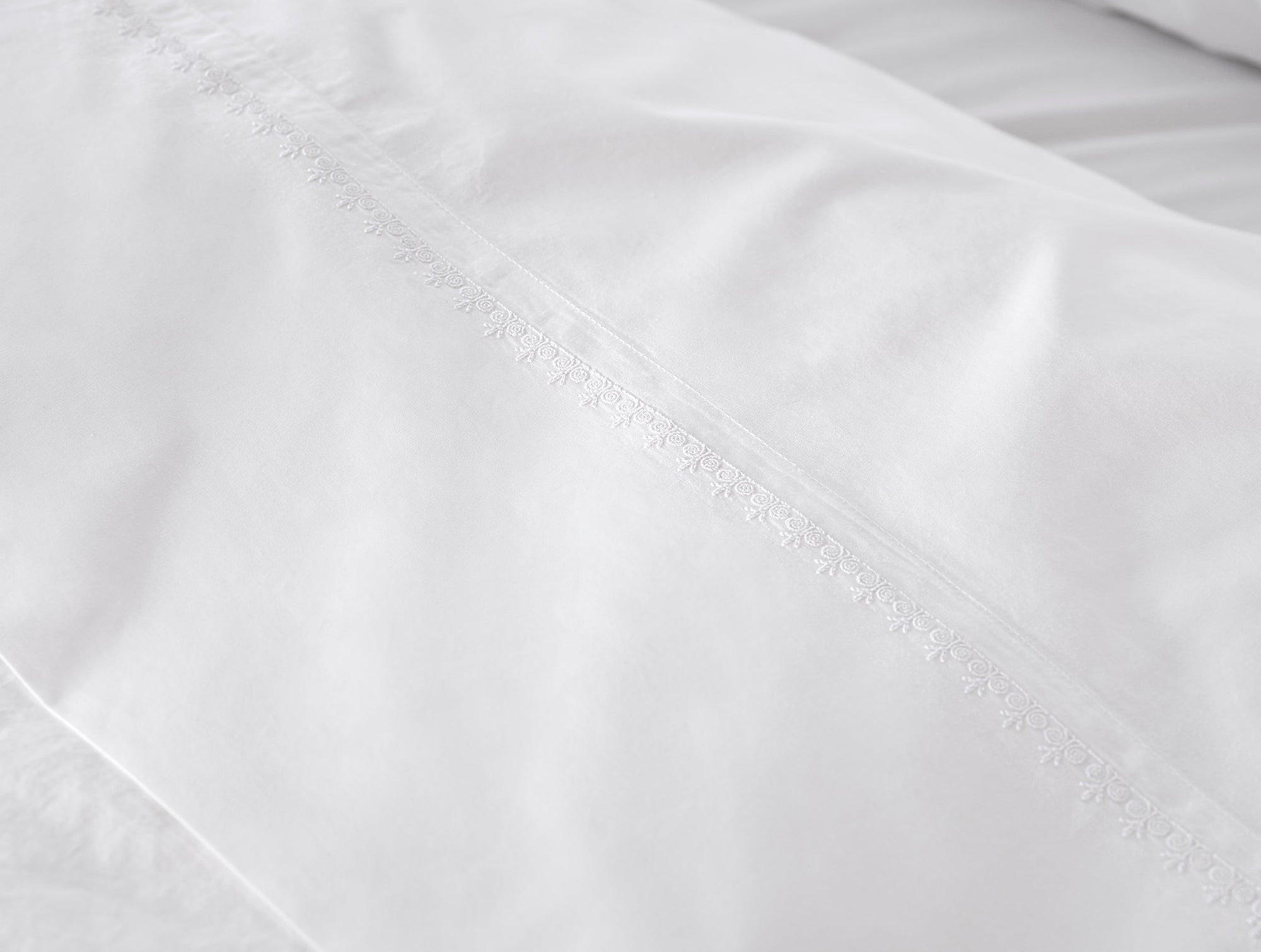 Refined Organic Percale Sheet Set