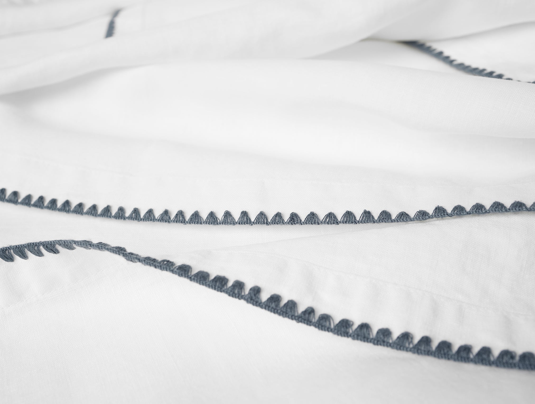 Olivos Embroidered Organic Linen Napkins - Thumbnail 4