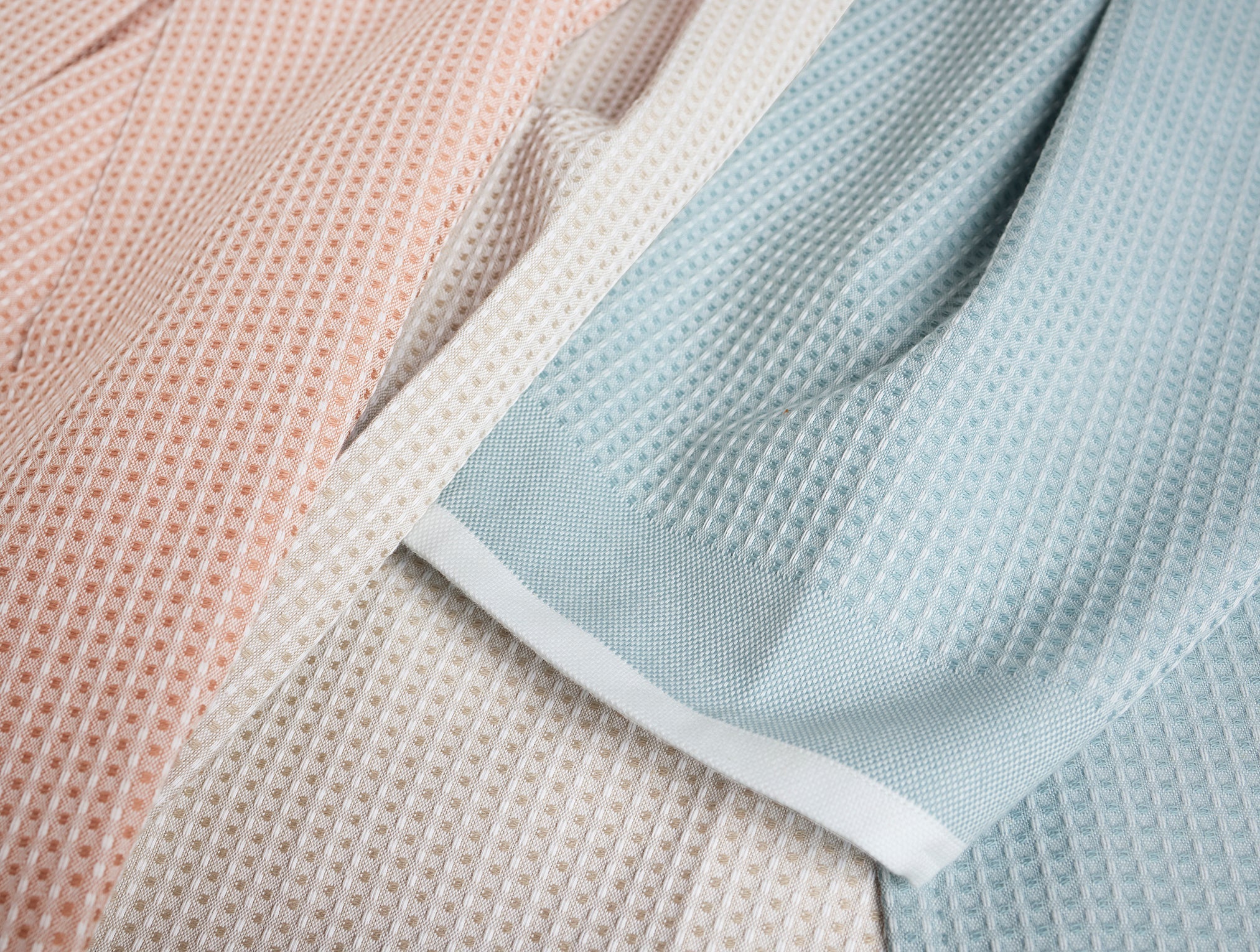 Coyuchi Waffle Kitchen Towel - Thumbnail 2