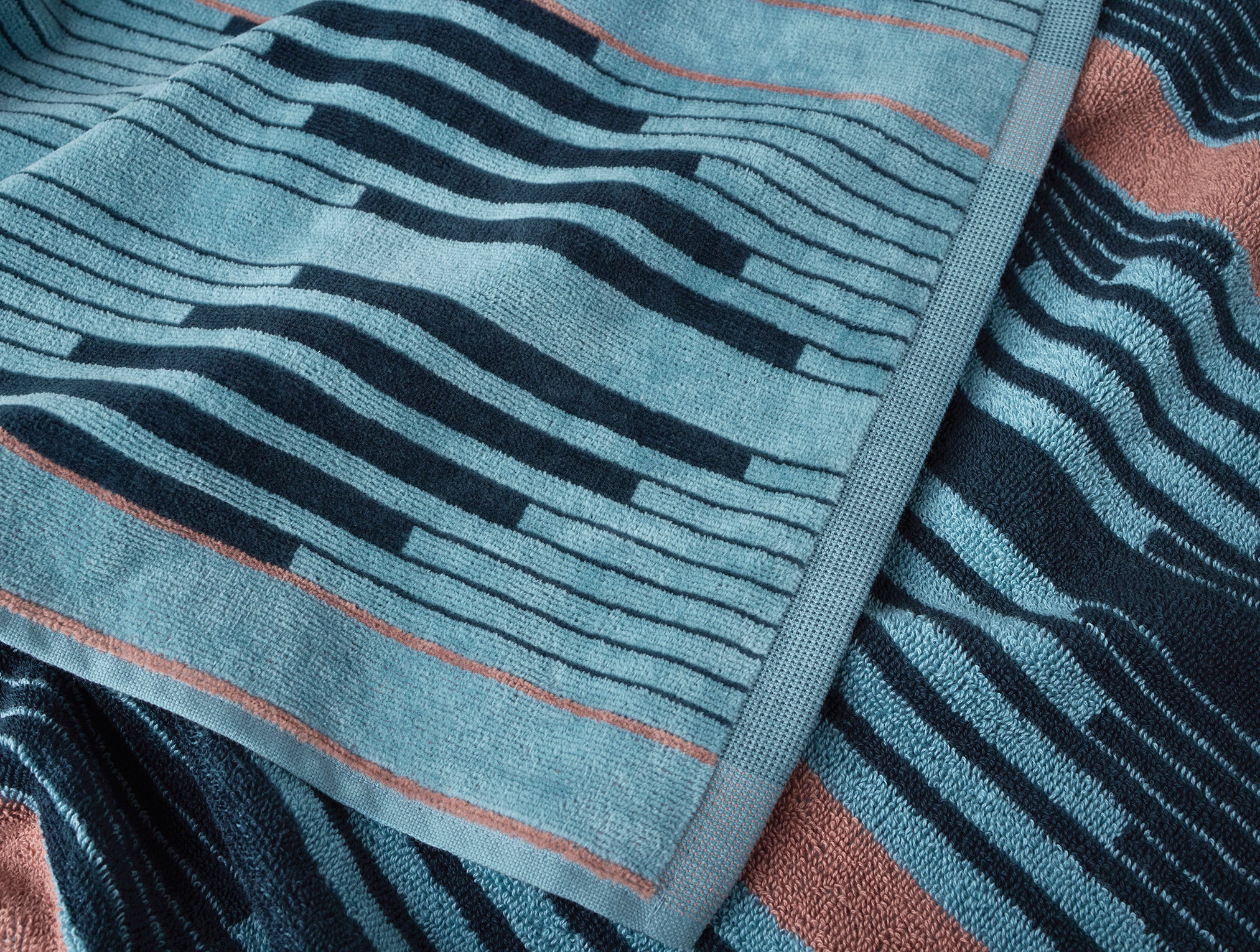 Morelia Organic Beach Towel – Coyuchi