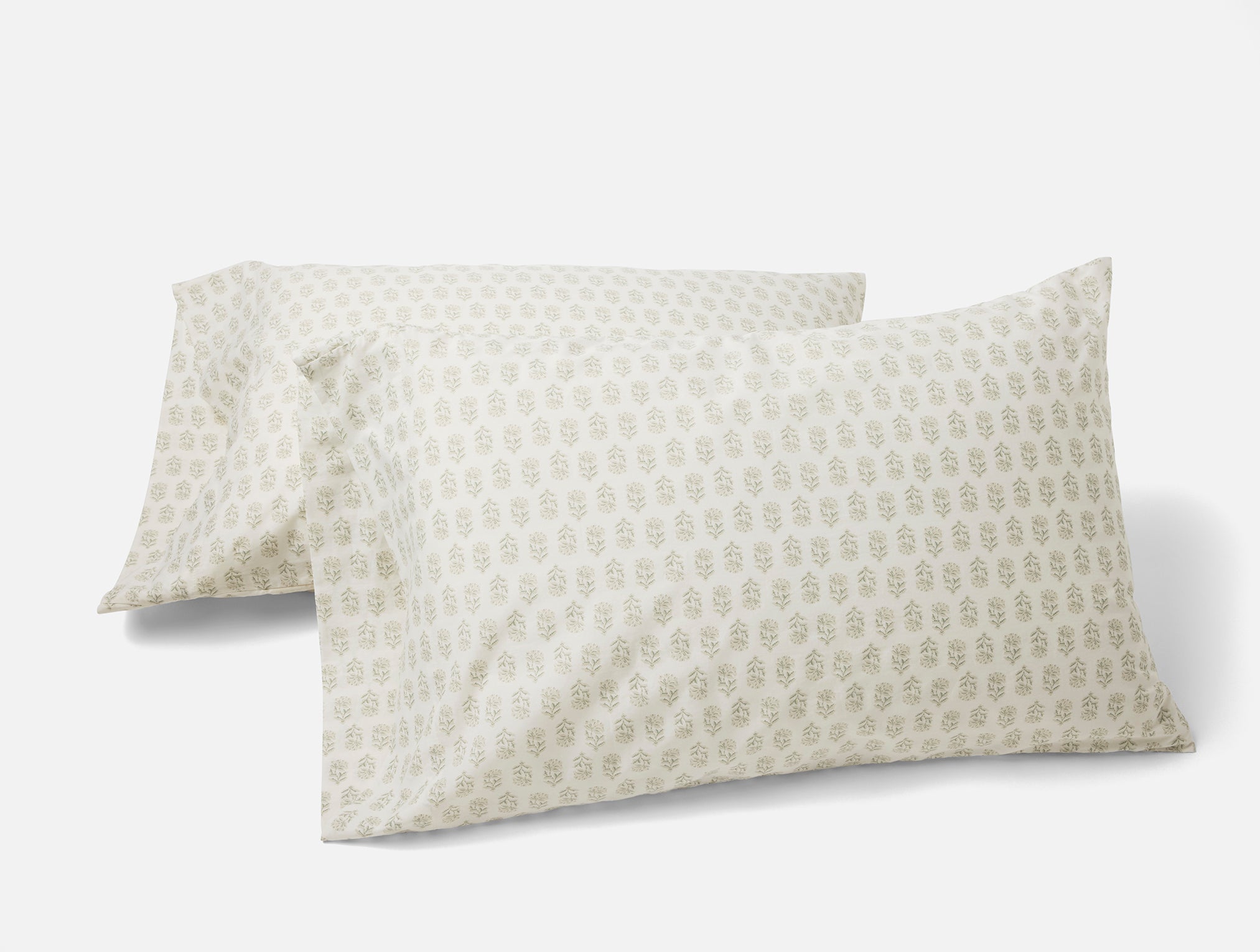 Coyuchi Percale Pillowcases - Thumbnail 2