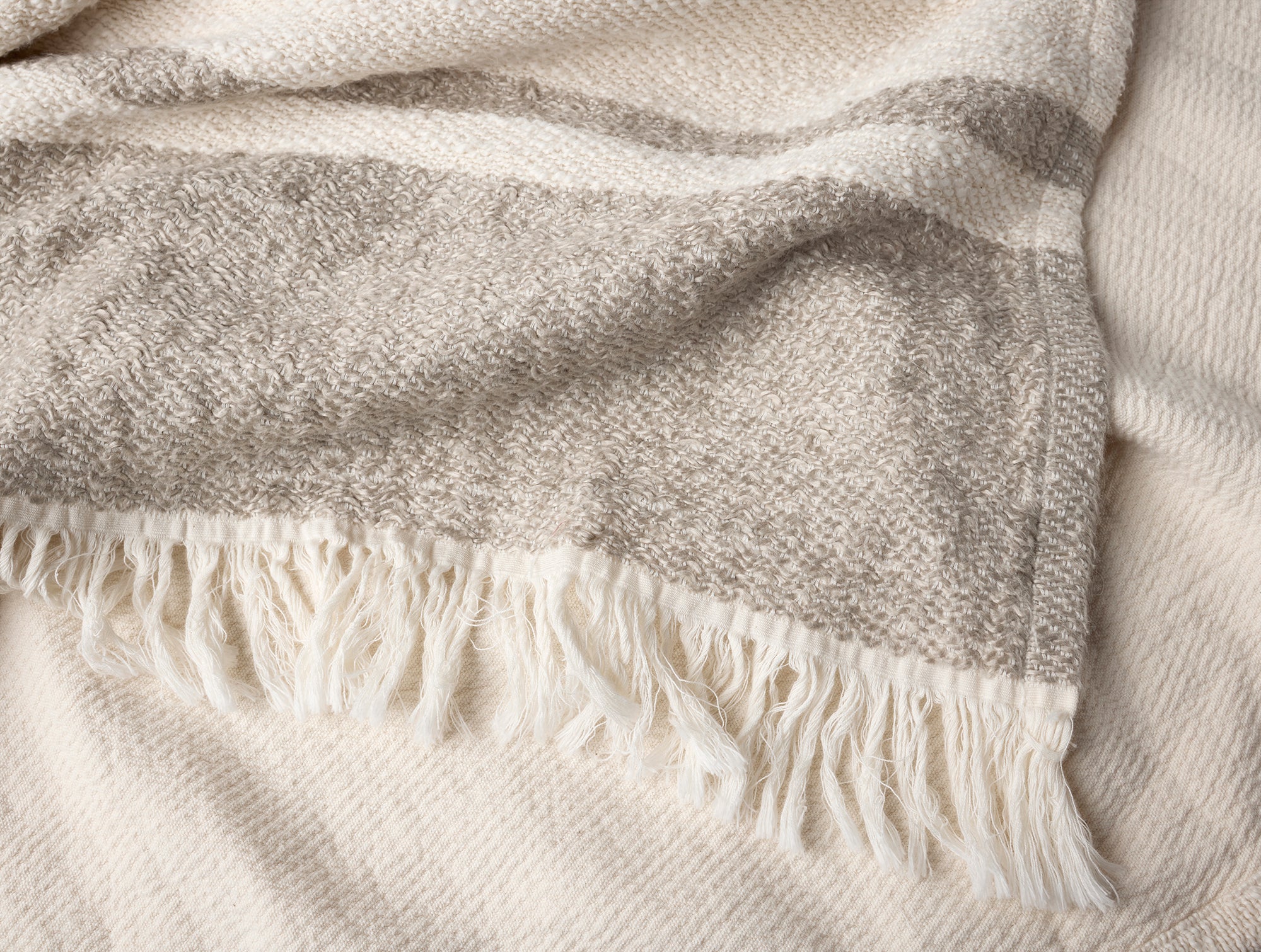 Pampas Organic Throw