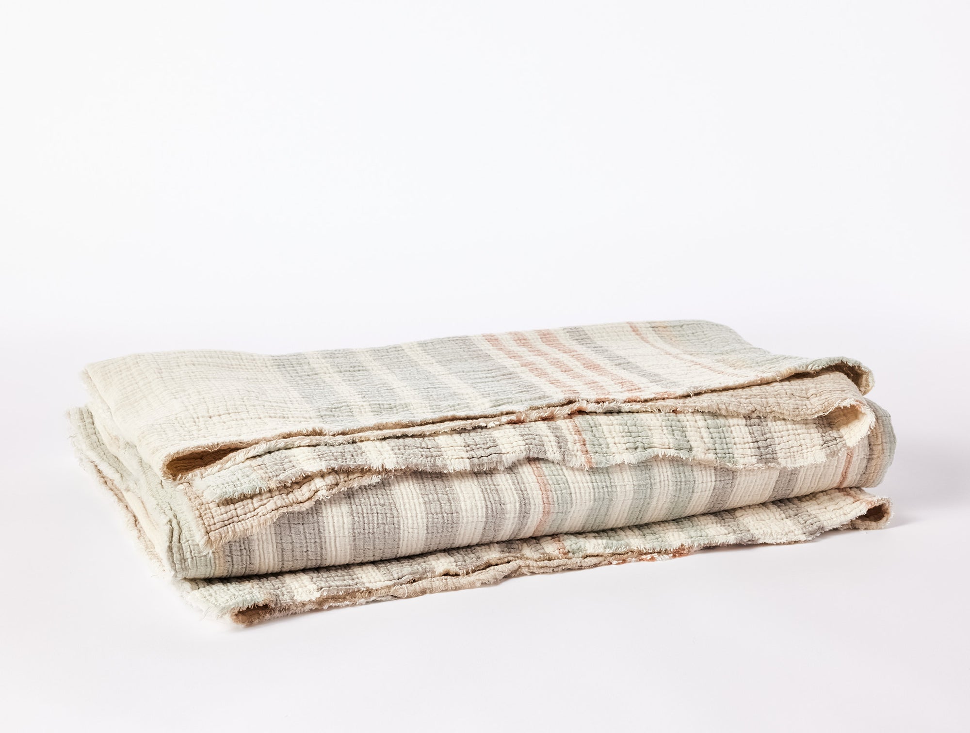 Topanga Matelasse Organic Blanket Swatch