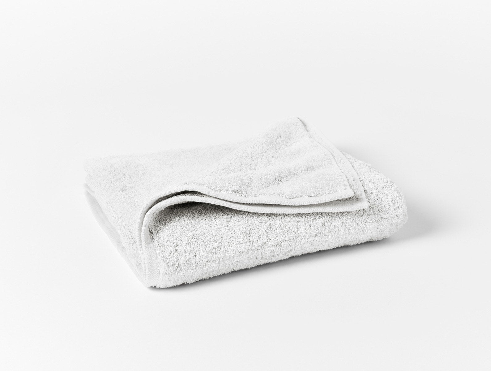 Alpine White / Bath Towel