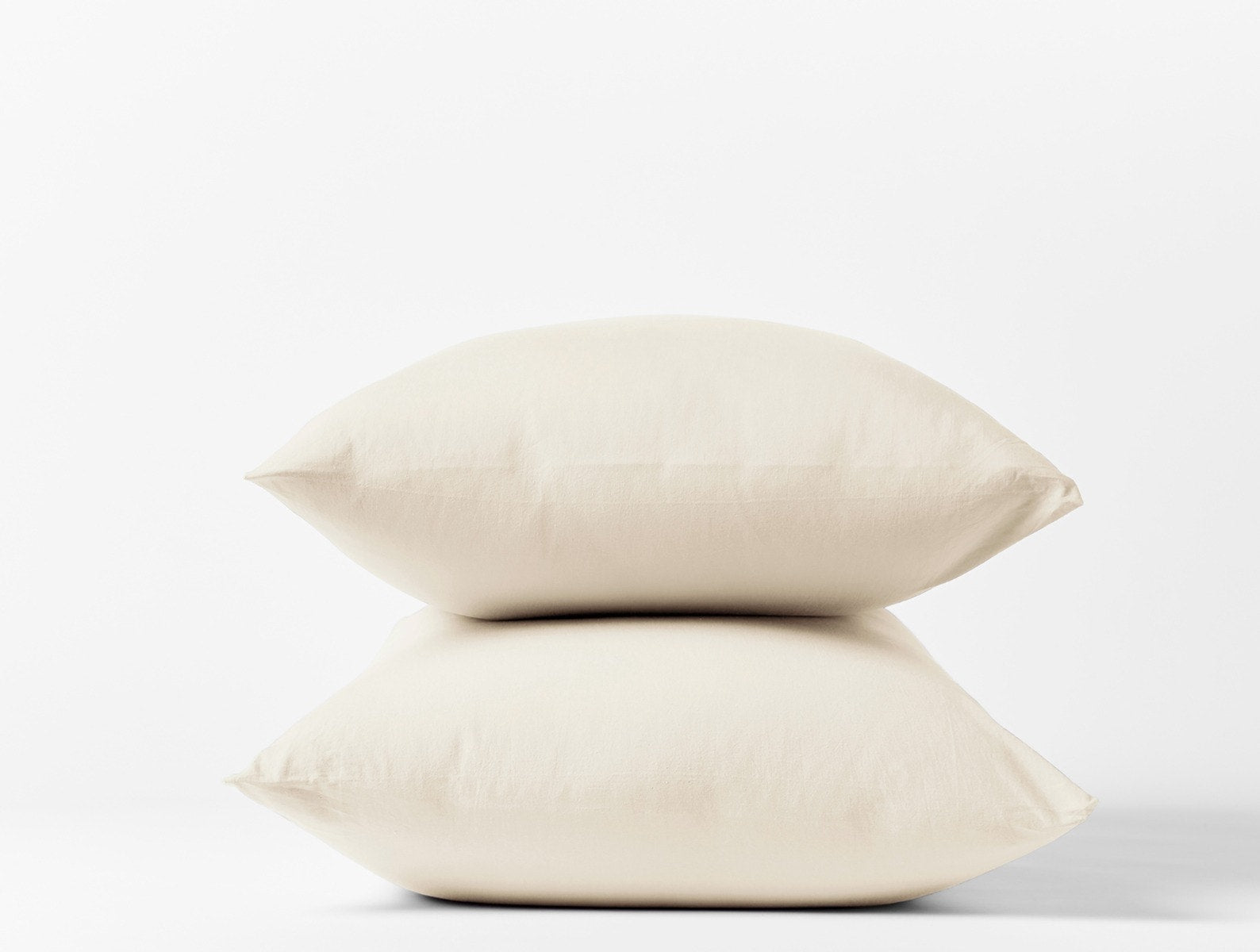 Organic Crinkled Percale™ Pillowcases - Coyuchi 