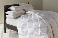 Down Feather Throw Pillow Insert 