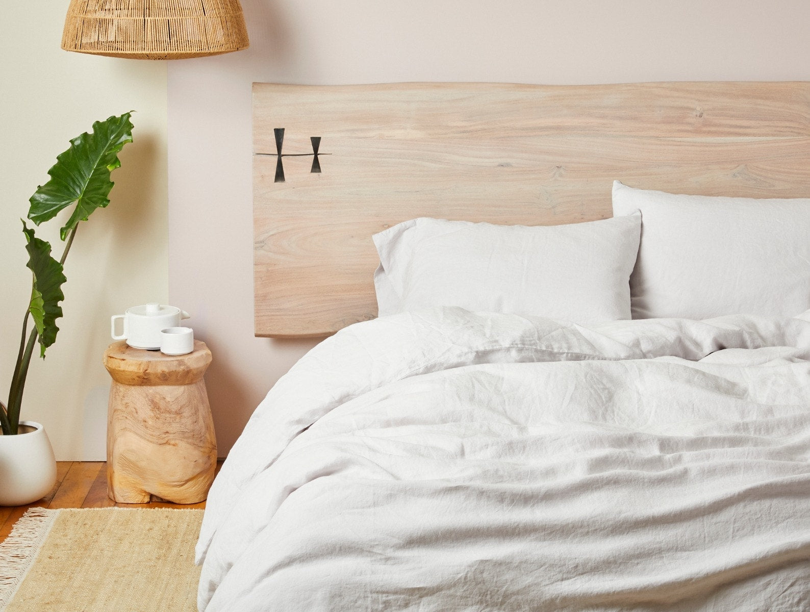 Organic Relaxed Linen Deluxe Bed Bundle