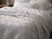 Diamond-Stitched Organic Cotton Comforter 