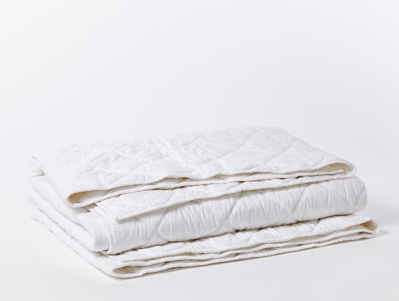 Diamond-Stitched Organic Cotton Comforter 