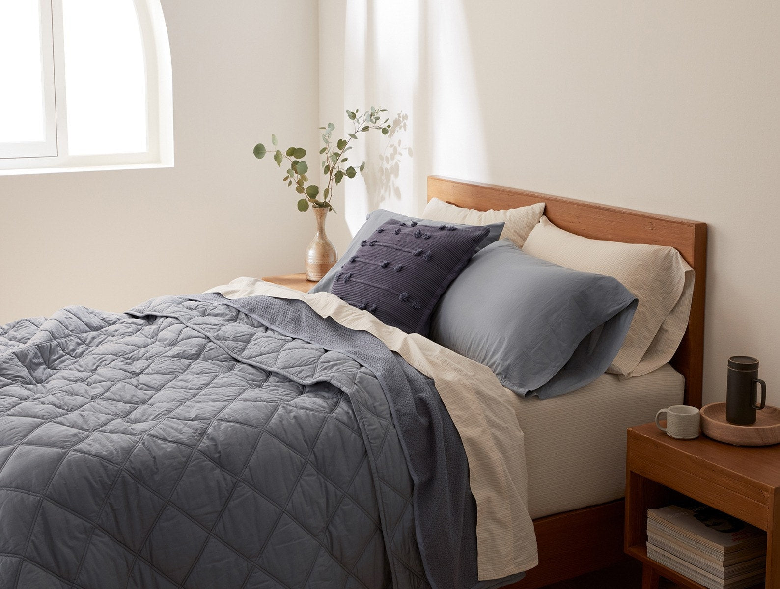 Diamond-Stitched Organic Cotton Comforter 