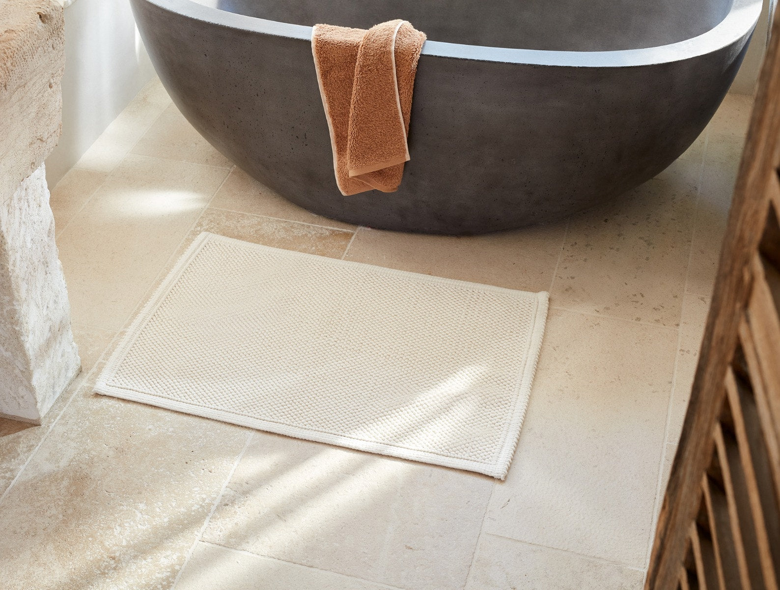 Pebbled Organic Bath Rug 