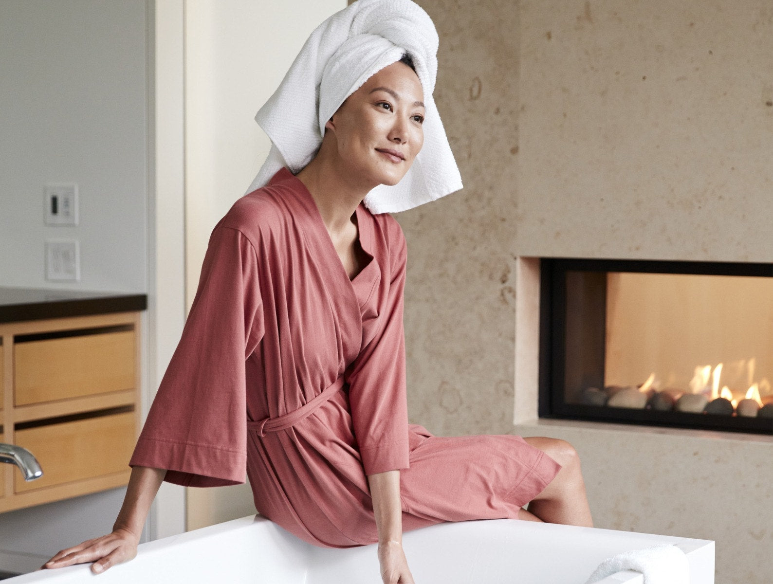 Women's Solstice Organic Short Robe - Renewed