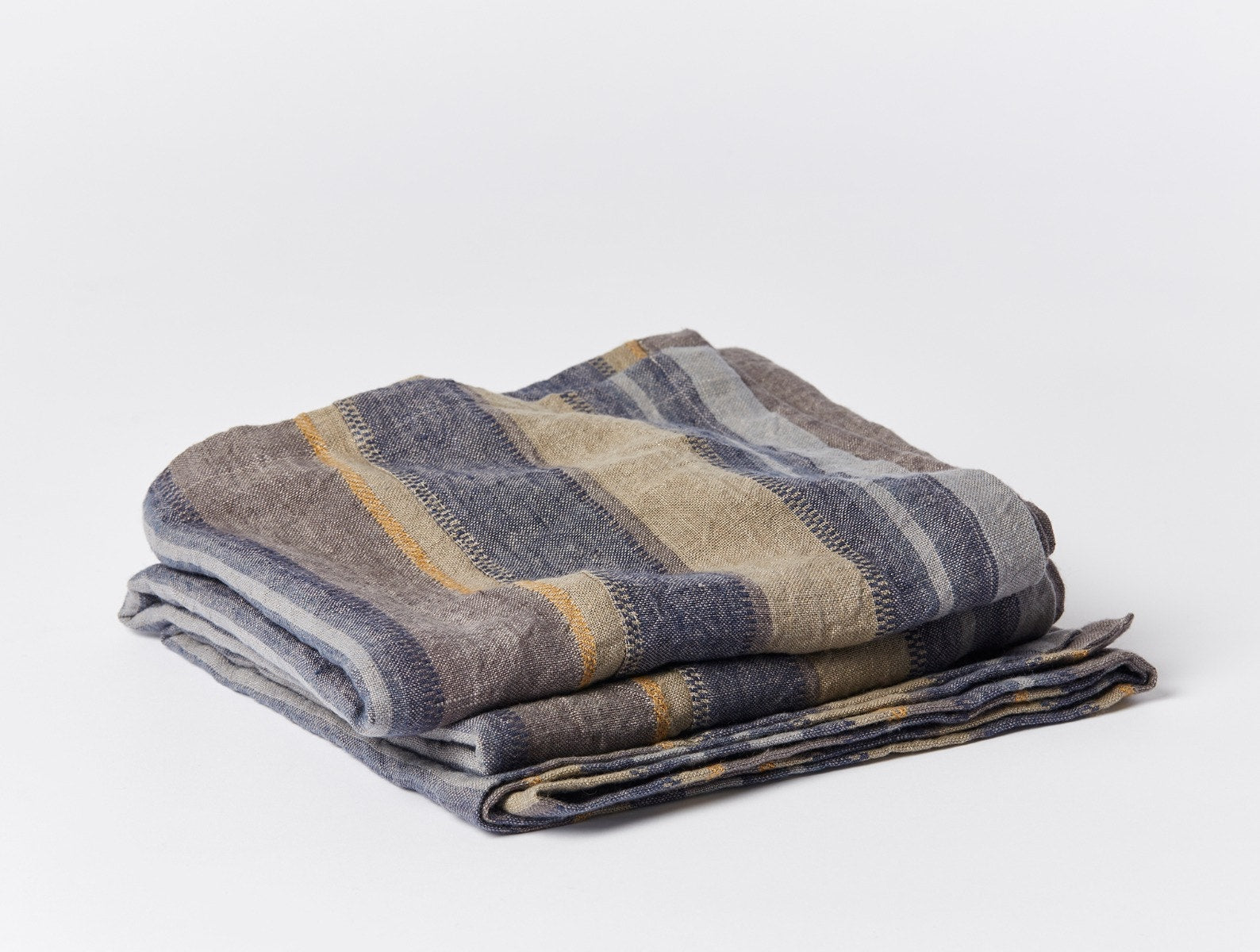 Mojave Organic Linen Throw 