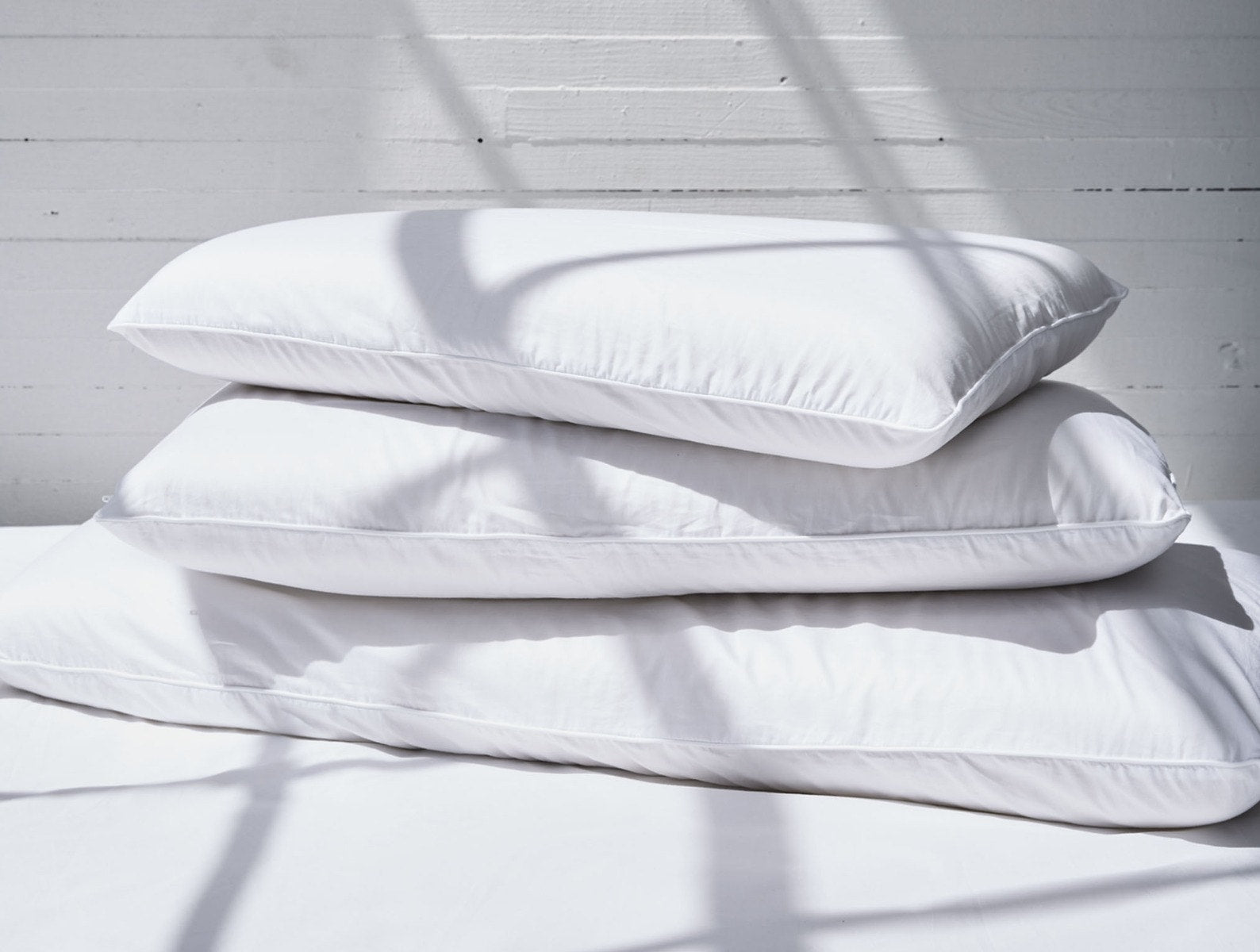 Coyuchi Molded Latex Pillow - Thumbnail 3
