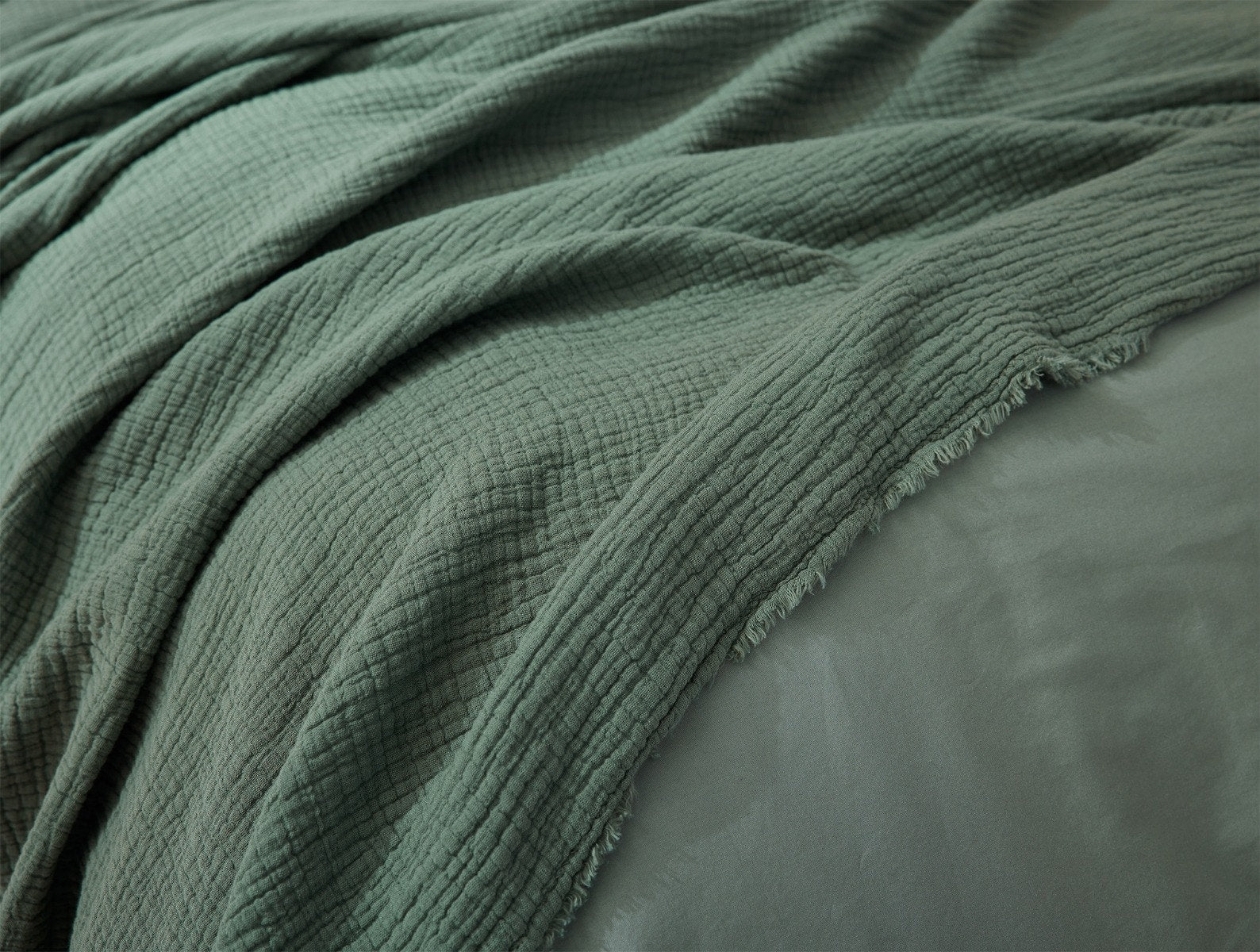 Topanga Organic Matelasse Blanket 