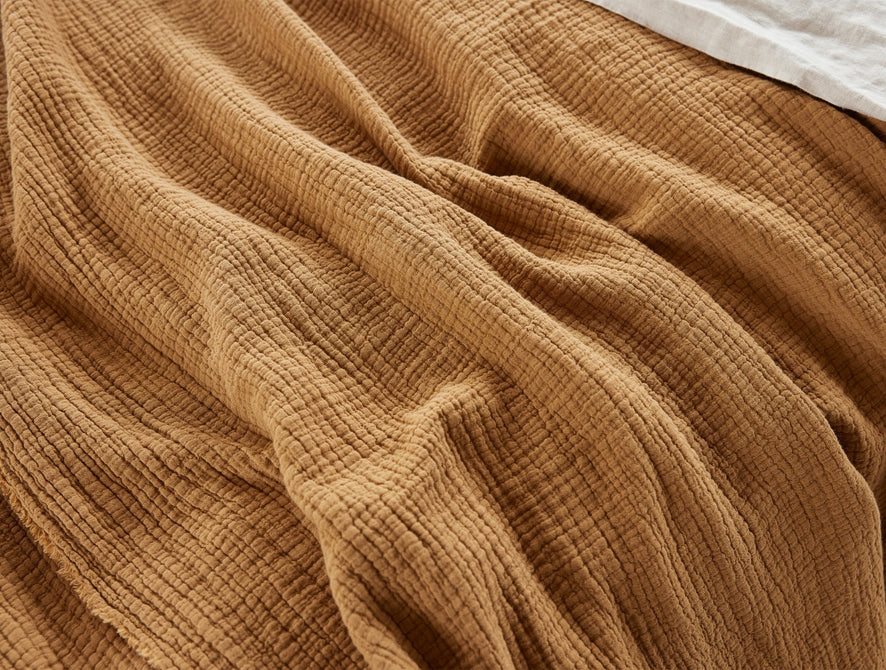 Topanga Organic Matelasse Throw | Hazel